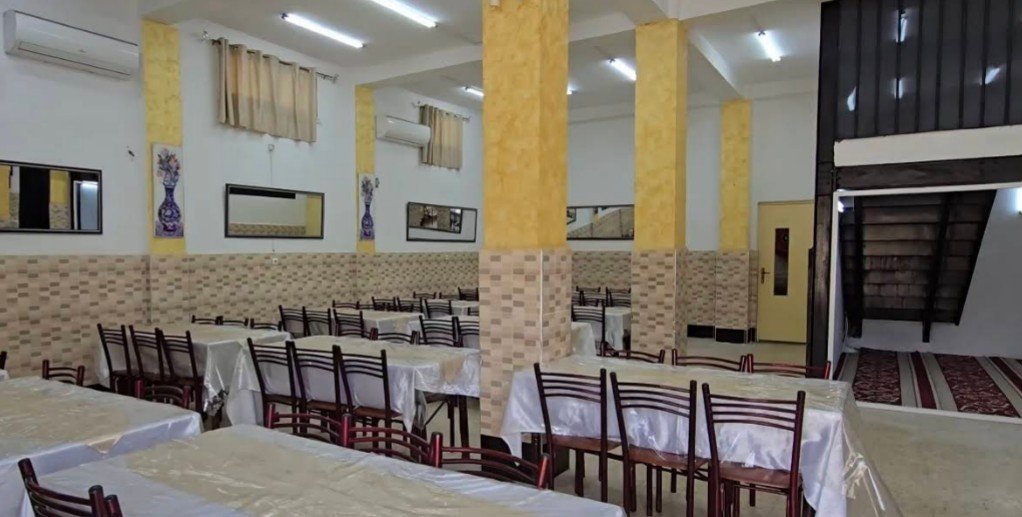 قاعة الحفلات عموش